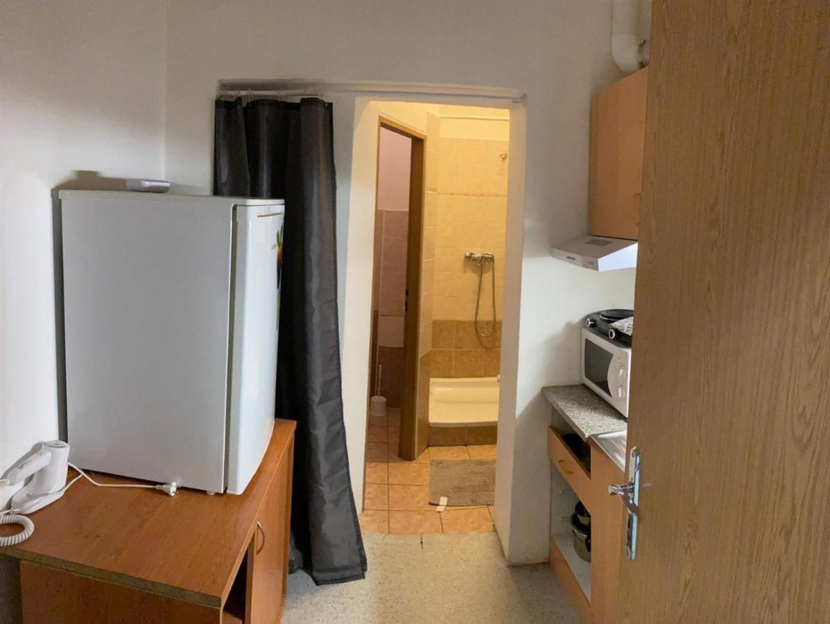 Apartmans V Arealu Vlnena Brno Exterior photo